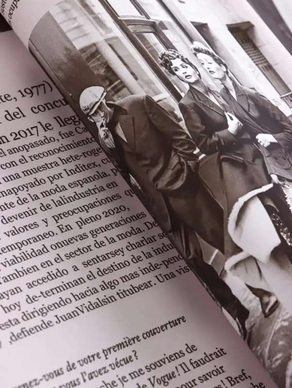 Пленка флористическая для цветов &laquo;Газета моды&raquo; 65 мкм, св. розовая, 50&times;57&plusmn;1 см