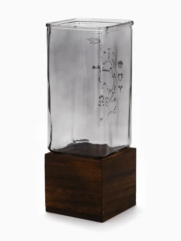 Ваза для цветов с деревянной подставкой из тёмного стекла, 25&times;9 см, 1.4 л.
