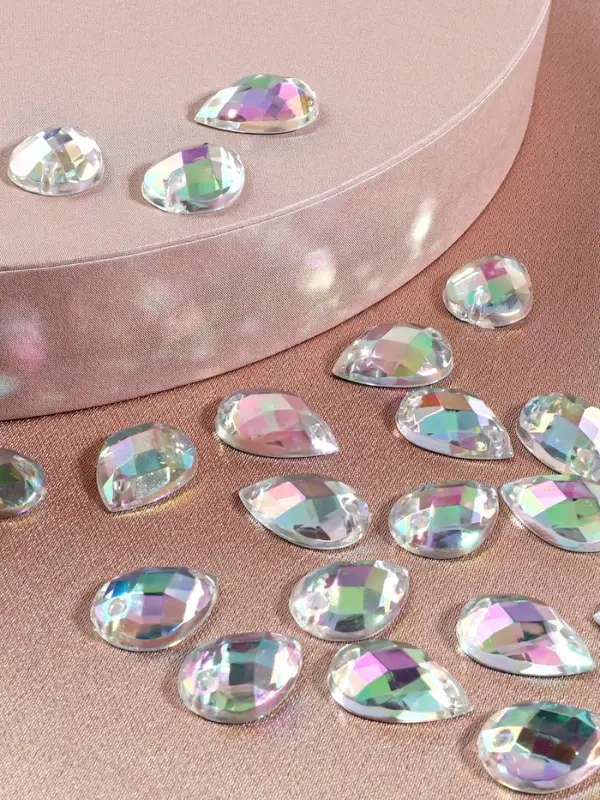 Стразы пришивные «Капля», из органического стекла, с голографией, 10×14 мм, 20 шт. Стразы пришивные «Капля», из органического стекла, с голографией, 10×14 мм, 20 шт.