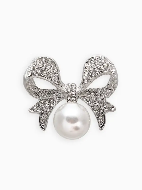 Брошь &laquo;Жемчужинка&raquo;, классический бантик, белая в серебре