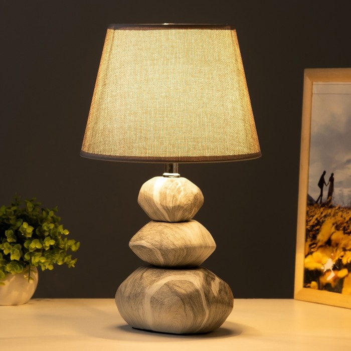 Настольная лампа Настольная лампа "Андри" E14 40Вт серый 23х23х39 см RISALUX