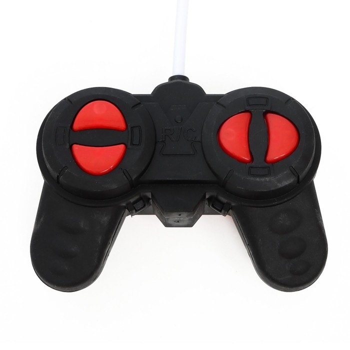 Машина на радиоуправлении, работает от батареек, цвет красный Машина на радиоуправлении, работает от батареек, цвет красный