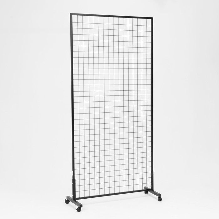 Сетка на колёсах, 100×200 см, размер ячейки 6×6 см, цвет чёрный Сетка на колёсах, 100×200 см, размер ячейки 6×6 см, цвет чёрный