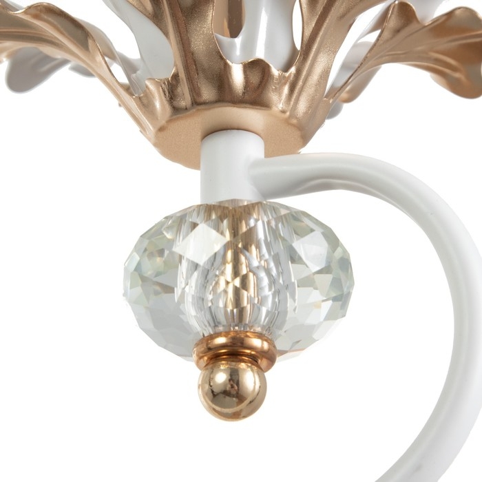 Люстра Люстра "Лиолет" 3хЕ14 40Вт бело-золотой 56х70х56 см BayerLux