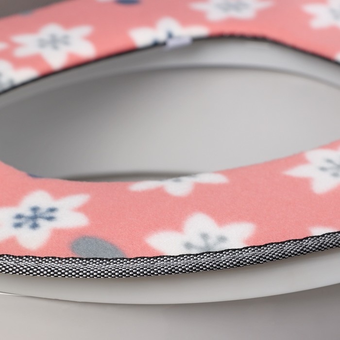 Чехол на сиденье для унитаза на липучках «Цветы», 35×45 см, цвет МИКС Чехол на сиденье для унитаза на липучках «Цветы», 35×45 см, цвет МИКС