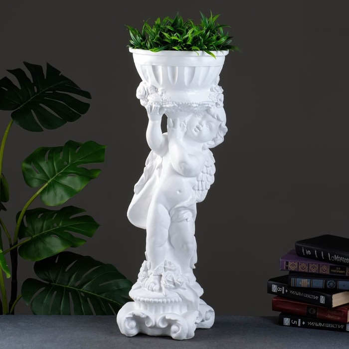 Фигурное кашпо  Фигурное кашпо "Ангел с розами", белый, 1,8 л/ 24х27х70см