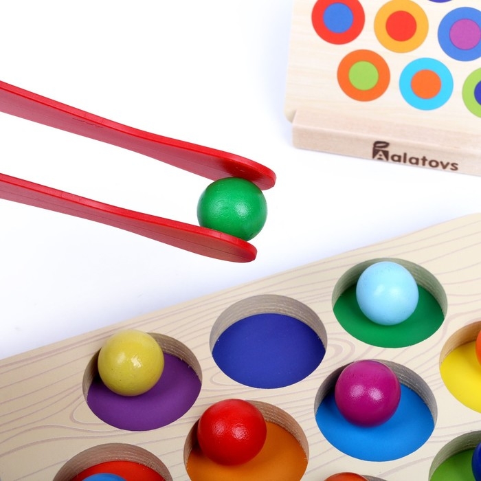 Сортер с пинцетом «Цветные шарики» Сортер с пинцетом «Цветные шарики»