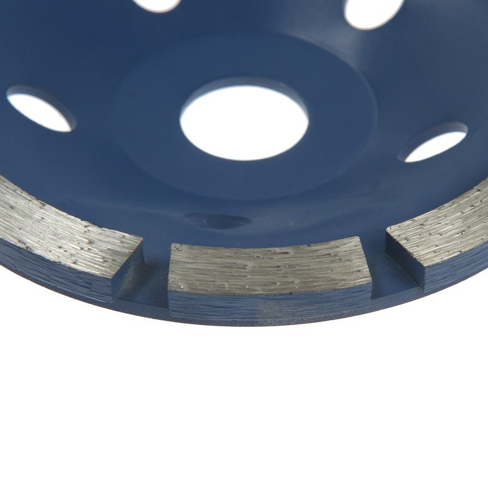 Чашка алмазная зачистная ТУНДРА, однорядная, 125 мм Чашка алмазная зачистная ТУНДРА, однорядная, 125 мм