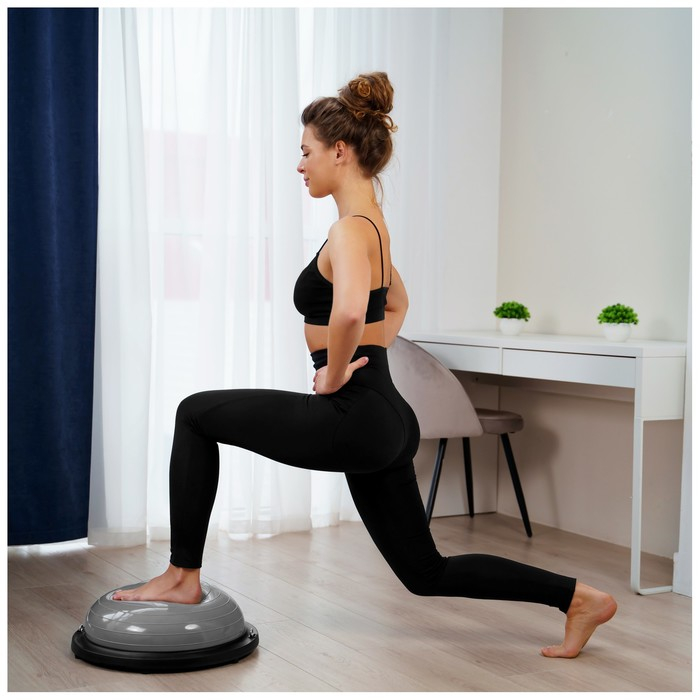 Полусфера BOSU гимнастическая ONLYTOP, с насосом, 46х20 см, цвет серый Полусфера BOSU гимнастическая ONLYTOP, с насосом, 46х20 см, цвет серый