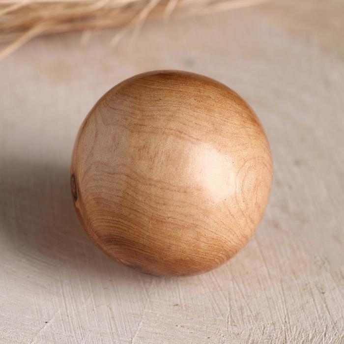Массажёр «Шар», гладкий,D=4,5 см можжевельник Массажёр «Шар», гладкий,D=4,5 см можжевельник