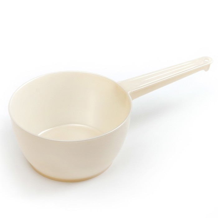 Ковш пластиковый для купания и мытья головы, детский банный ковшик, 1л., цвет белый пералмутр Ковш пластиковый для купания и мытья головы, детский банный ковшик, 1л., цвет белый пералмутр