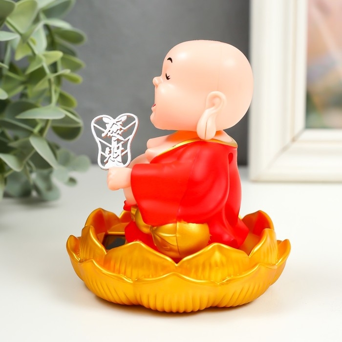 Маятник пластик от солнечной батареи Маятник пластик от солнечной батареи "Хотей в красном, с опахалом" МИКС 8,7х8,7х10 см