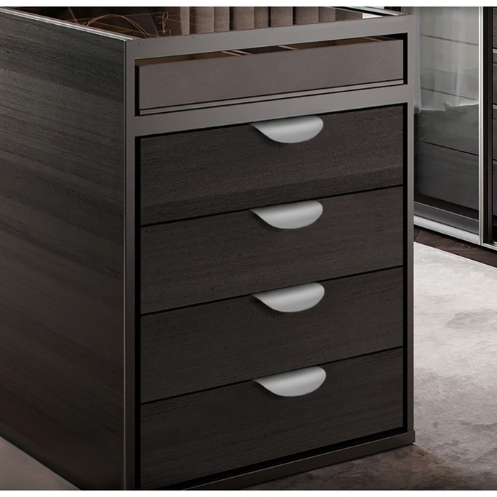 Ручка CAPPIO, м/о 96 мм, цвет матовый серый Ручка CAPPIO, м/о 96 мм, цвет матовый серый