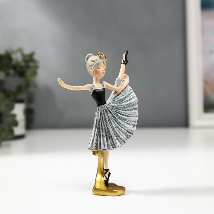 Сувенир полистоун Сувенир полистоун "Девочка-балерина в серо-чёрном платье и чёрных пуантах" 13х3х8 см