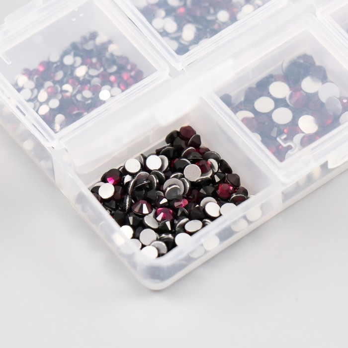 Декор для творчества стекло Декор для творчества стекло "Стразы. Тёмно-фиолетовый" d=2-4,8 мм н-р 1188 шт 6х8х1,5 см