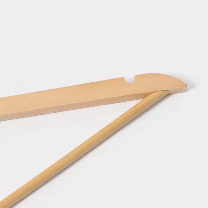 Плечики - вешалка с перекладиной LaDо́m Bois, антивандальные, сорт А, 44,5×1,2×21,5 см, светлое дерево Плечики - вешалка с перекладиной LaDо́m Bois, антивандальные, сорт А, 44,5×1,2×21,5 см, светлое дерево
