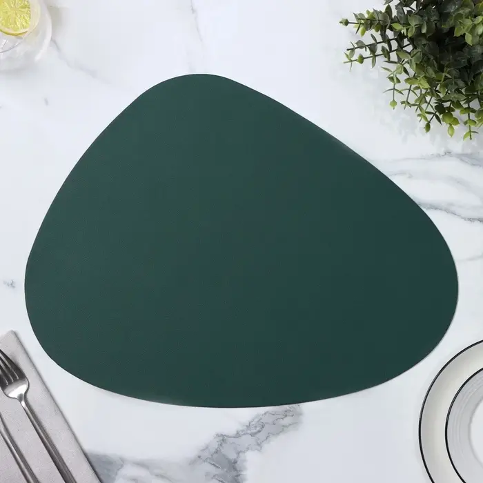 Салфетка сервировочная на стол Доляна &laquo;Тэм&raquo;, 44&times;35.5 см, зелёная