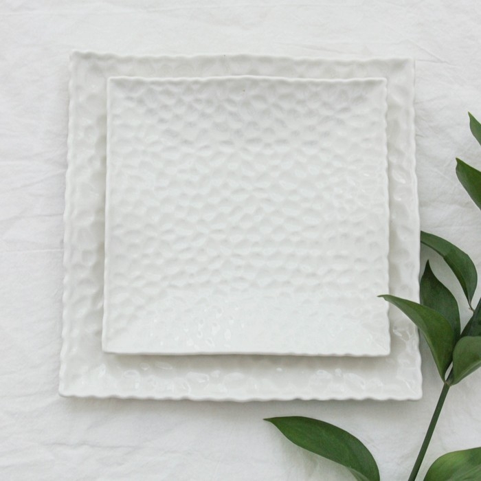 Тарелка керамическая пирожковая «Воздушность», d=24 см, цвет белый Тарелка керамическая пирожковая «Воздушность», d=24 см, цвет белый