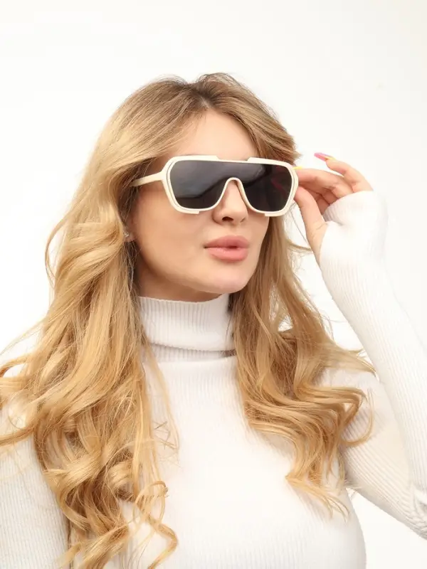 Очки солнцезащитные &laquo;OneSun. Маска&raquo;, uv 400, линза 4.5&times;5.8 см, белый, чёрный