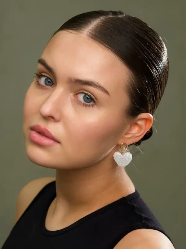 Серьги &laquo;Сердце сахарное&raquo;, белые в золоте