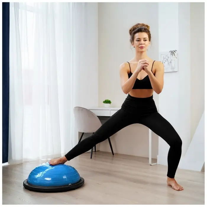 Полусфера BOSU гимнастическая ONLYTOP, 58&times;25 см, с насосом, синяя