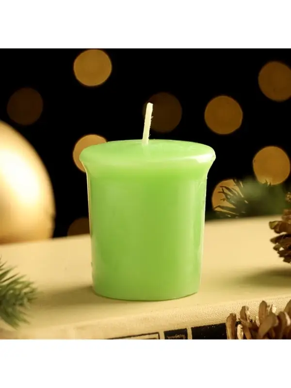 Свеча ароматическая &laquo;Счастливого Нового года&raquo;, 4&times;6 см, пряное яблоко, в коробке