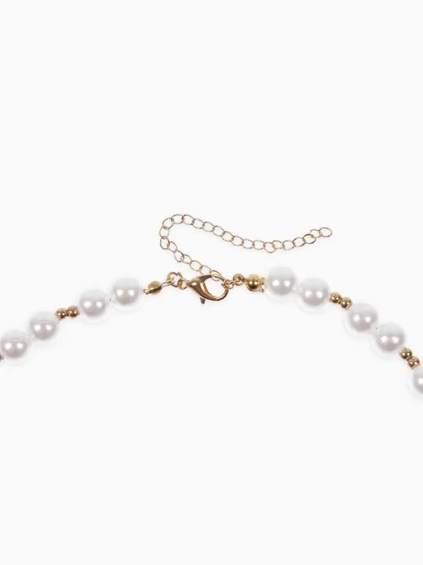 Кулон на жемчужных бусах "Вишня", цвет белый в золоте