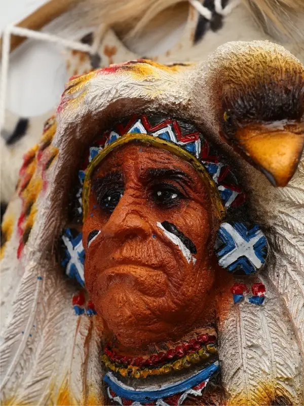 Панно "Вождь" 30х5х60 см