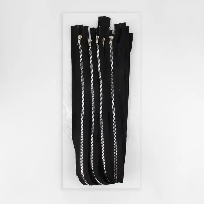 Молния «Трактор», №5, разъёмная, декоративное звено «Квадрат», замок автомат, 60 см, чёрная