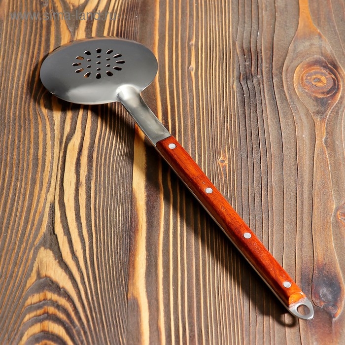 Шумовка для казана узбекская 40см, с деревянной ручкой Шумовка для казана узбекская 40см, с деревянной ручкой