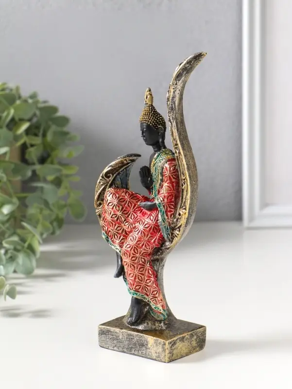 Фигурка полистоун &laquo;Будда в ярком одеянии на листе&raquo;, 4&times;8.2&times;19.5 см