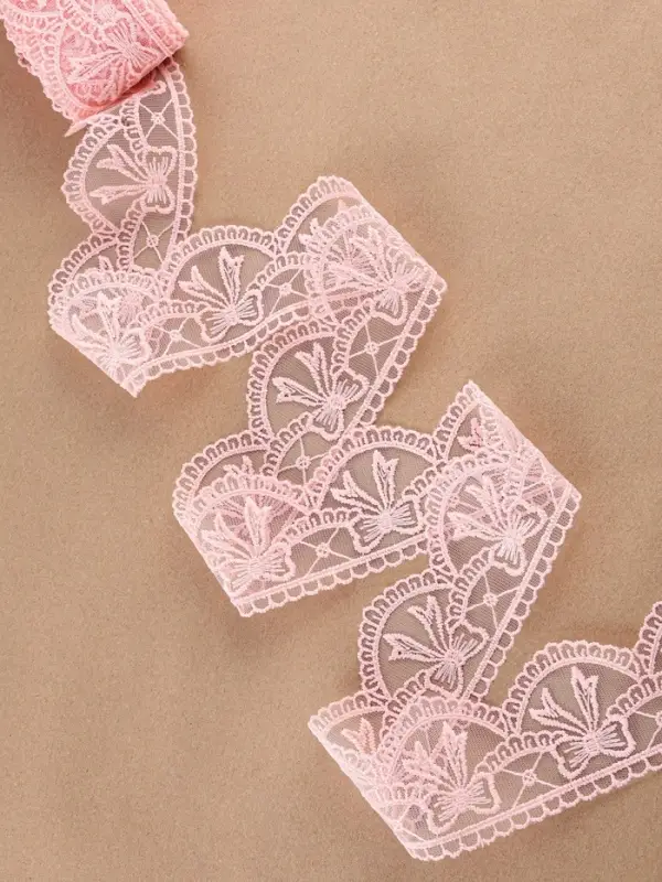 Кружево на сетке, 55 мм, 11&plusmn;1 м, нежно-розовое