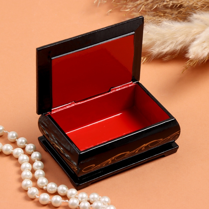 Шкатулка «Ангел с лейкой», черная, 6×9 см, лаковая миниатюра