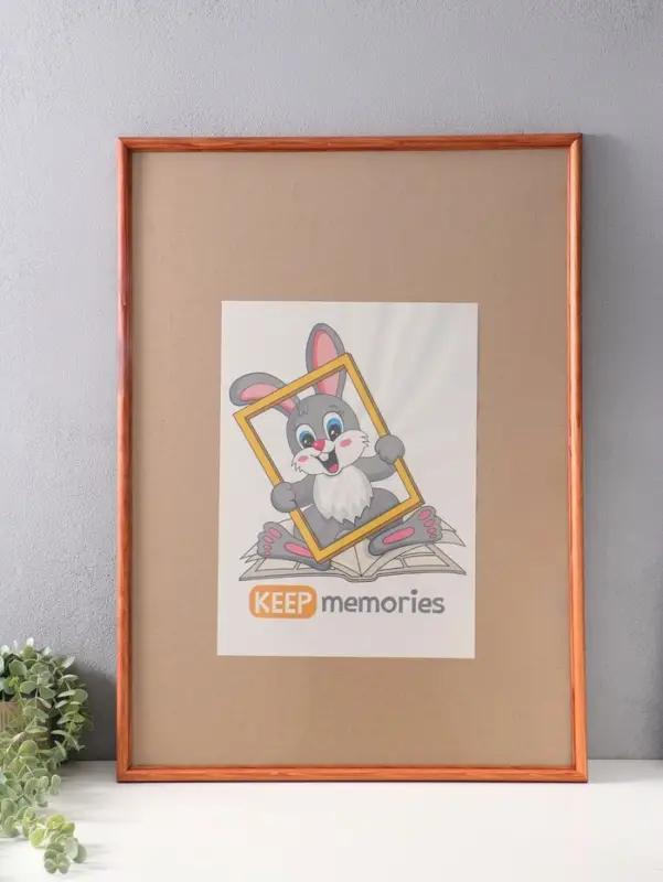 Фоторамка дерево 50х70 см, орех №1 (пластиковый экран)