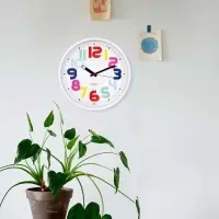 Часы настенные круглые &laquo;Классика&raquo;, белый обод, 30&times;30 см