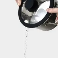 Крышка Magistro, d=18 см, со сливом, с силиконовым ободком и ручкой, жаропрочное стекло