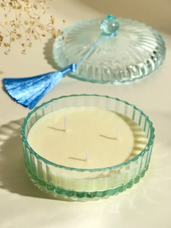 Ароматическая свеча в шкатулке &laquo;Голубая&raquo;, 3 фитиля, колокольчики, 13.3&times;13.3&times;9.5 см