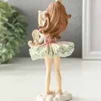 Сувенир полистоун "Девочка-принцесса с маленьким единорогом" 7х7,5х17,5 см