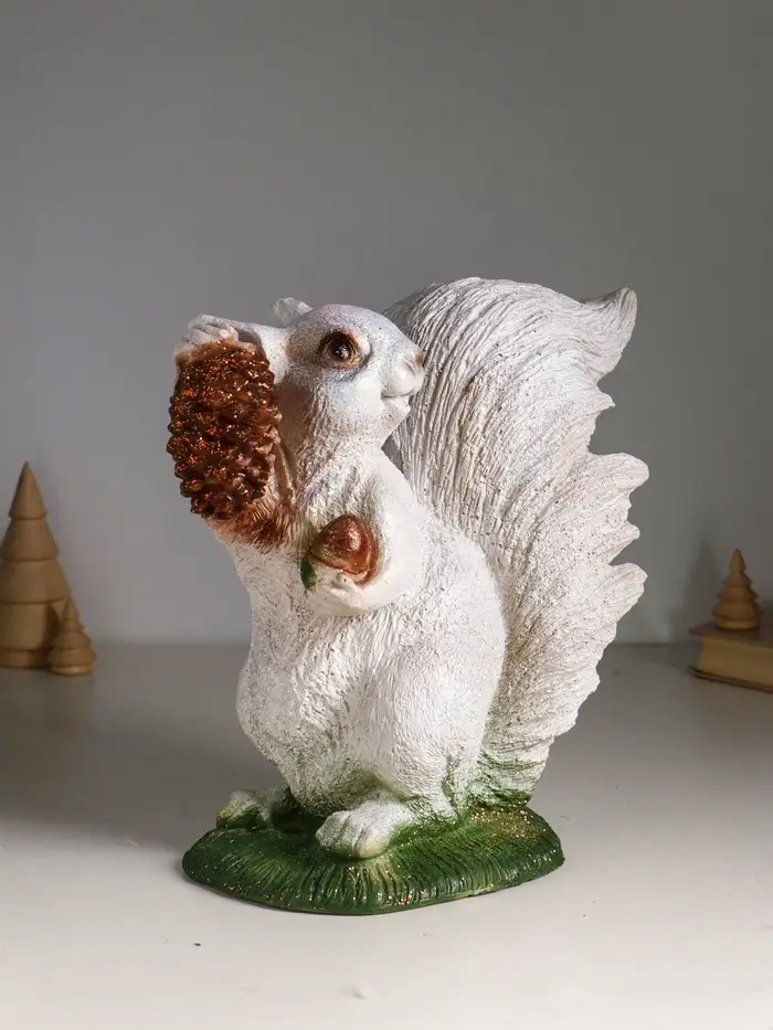 Фигура "Белка с шишкой" с глиттером, 26х28 см, Фигура "Белка с шишкой" с глиттером, 26х28 см,