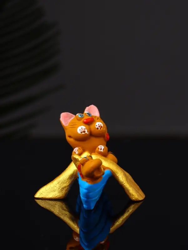 Фигурка полистоун &laquo;Кот в лодке с рыбкой&raquo;, 4.2&times;5.8&times;5.4 см