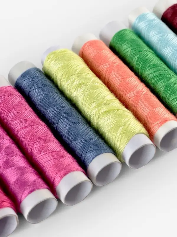 Швейный набор, 22 предмета, в чехле ПВХ, 13&times;9 см, МИКС