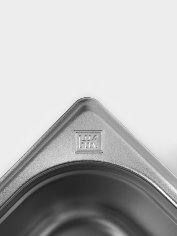 Гастроемкость 1/4x150 мм, 265*162*150 мм, толщина 0,8 мм Гастроемкость 1/4x150 мм, 265*162*150 мм, толщина 0,8 мм