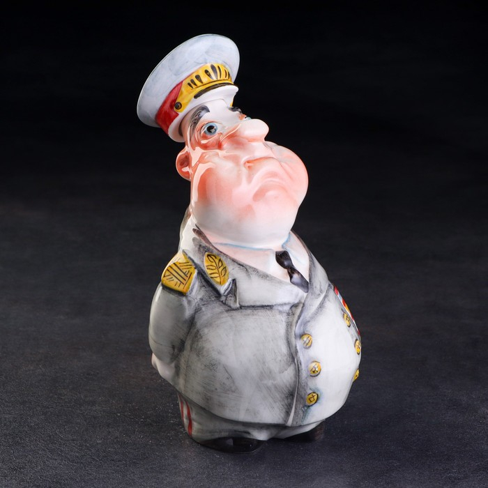 Набор фарфоровый: штоф «Генерал», 0.5 л + 3 рюмки, гильза Набор фарфоровый: штоф «Генерал», 0.5 л + 3 рюмки, гильза