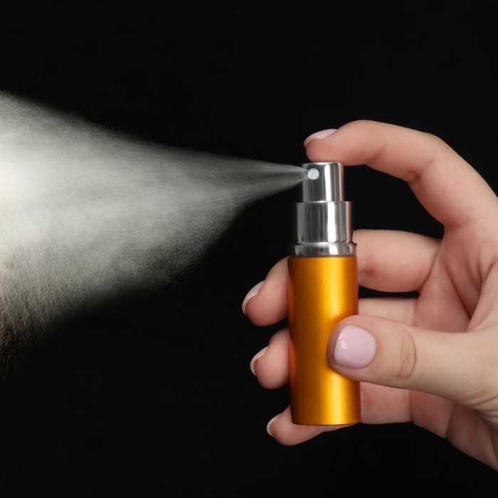 Флакон для парфюма, с распылителем, 10 мл, цвет золотистый Флакон для парфюма, с распылителем, 10 мл, цвет золотистый