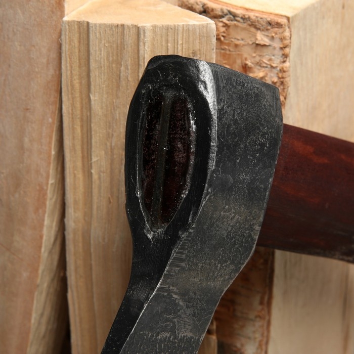 Топор охотничий кованый ТУНДРА ПРОФИ, топорище высшего сорта Топор охотничий кованый ТУНДРА ПРОФИ, топорище высшего сорта "дуб" воск, с чехлом, 1200 г