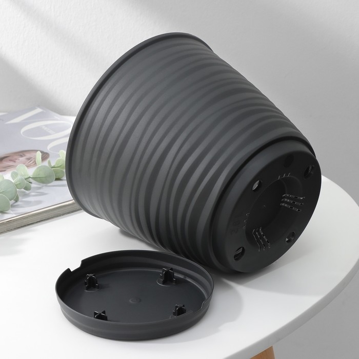 Горшок для цветов с поддоном Saffron, 2,6 л, d=17,6 см, h=16,2 см, пластиковый, цвет чёрный Горшок для цветов с поддоном Saffron, 2,6 л, d=17,6 см, h=16,2 см, пластиковый, цвет чёрный