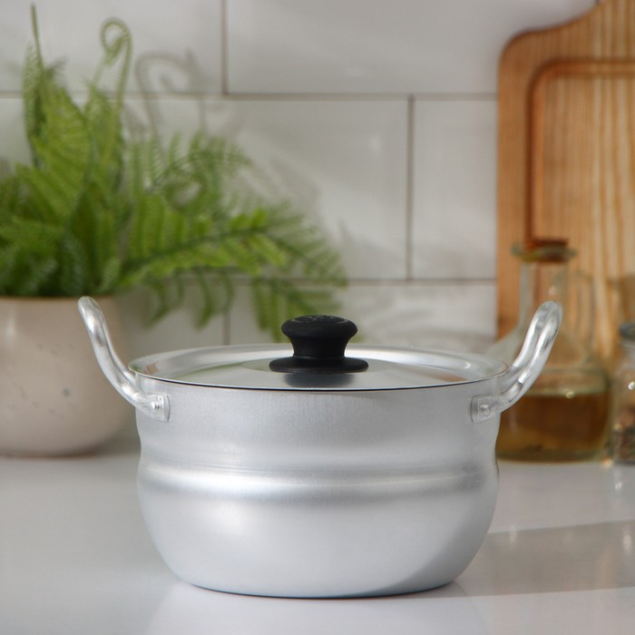 Кастрюля алюминиевая, 1.7 л, металлическая крышка Кастрюля алюминиевая, 1.7 л, металлическая крышка