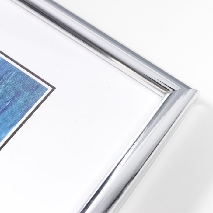 Фоторамка пластик Фоторамка пластик "Палитра" 21х30 см, серебро, с ножкой