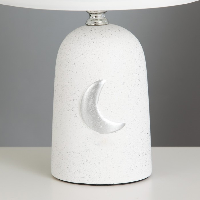 Настольная лампа Настольная лампа "Кассия" Е14 40Вт белый 20х20х31см RISALUX