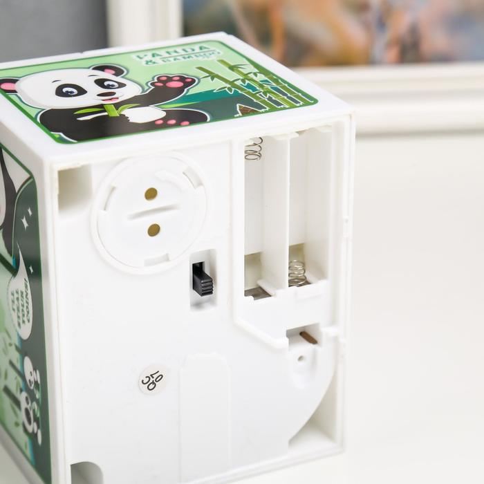 Копилка пластик Копилка пластик "Панда прячет монетки" 9х12х10 см